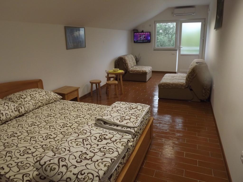 Guest House Zasavica Экстерьер фото